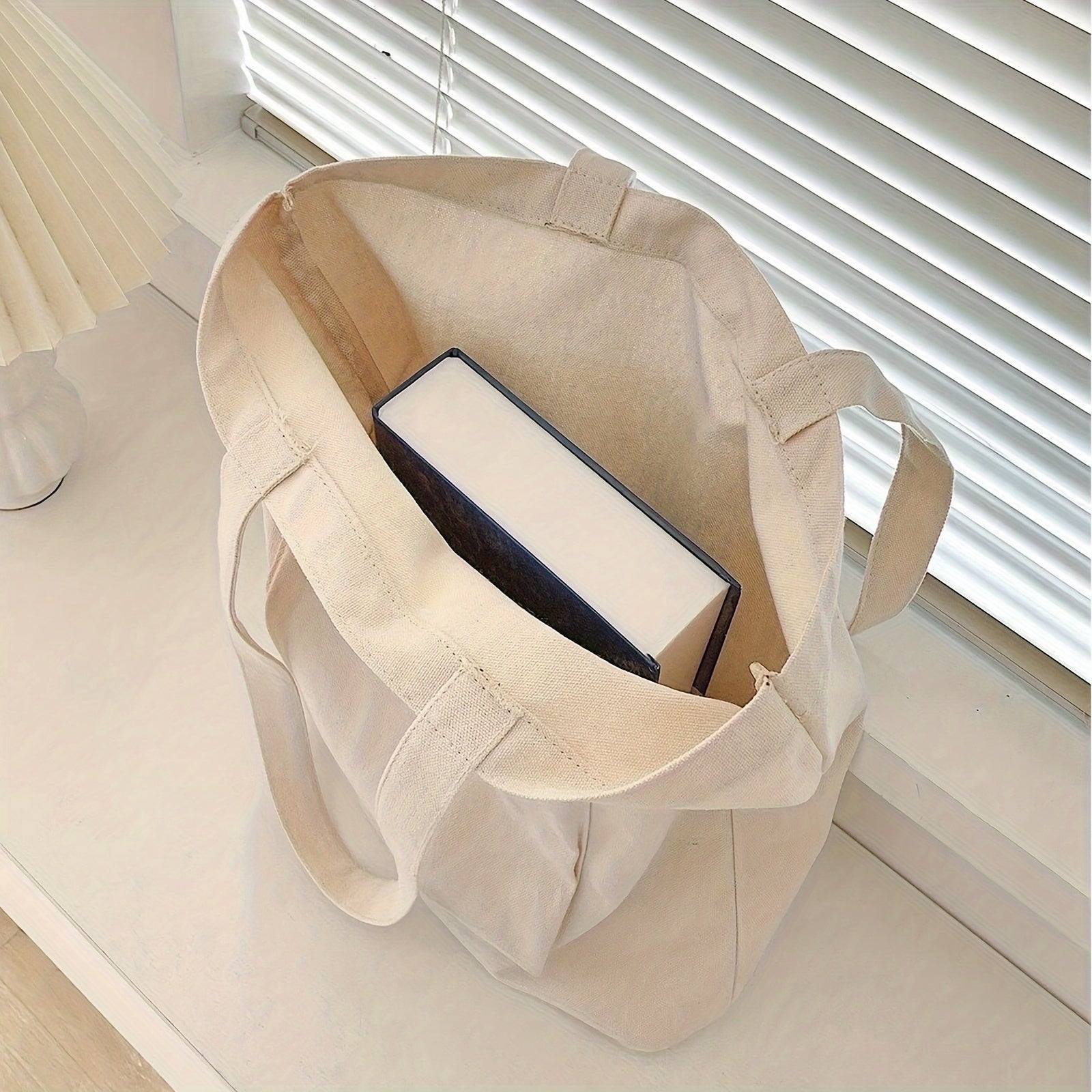 canvas bag with pockets